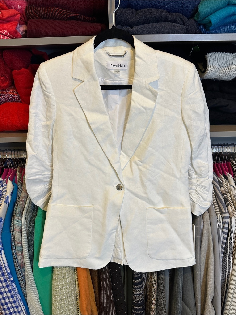 Calvin Klein white 3/4 ruched sleeve 2 pocket linen blend blazer size 2 NWT